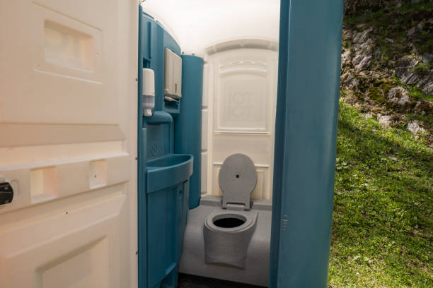 Best Portable restroom trailer rental  in Potosi, MO